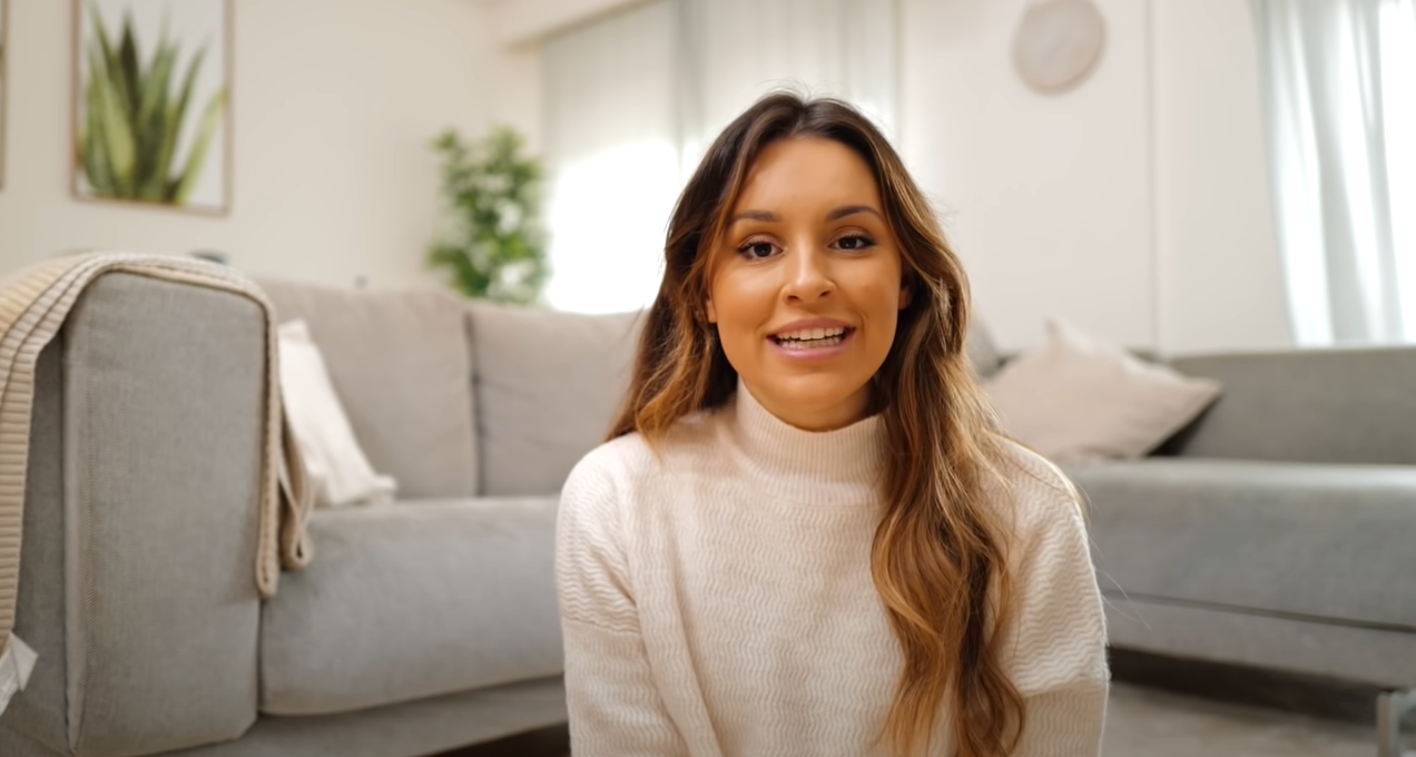 Prestes a regressar a casa após as férias? Esta avó do TikTok dá 3 truques que vão facilitar-lhe a vida