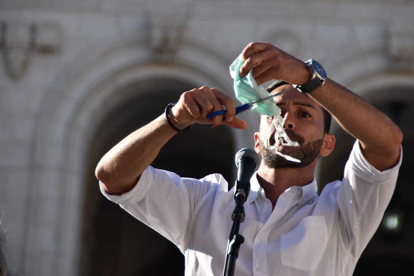 Médicos e Jornalistas pela Verdade. “Desde abril que sabemos que a COVID-19 não é o Armageddon”