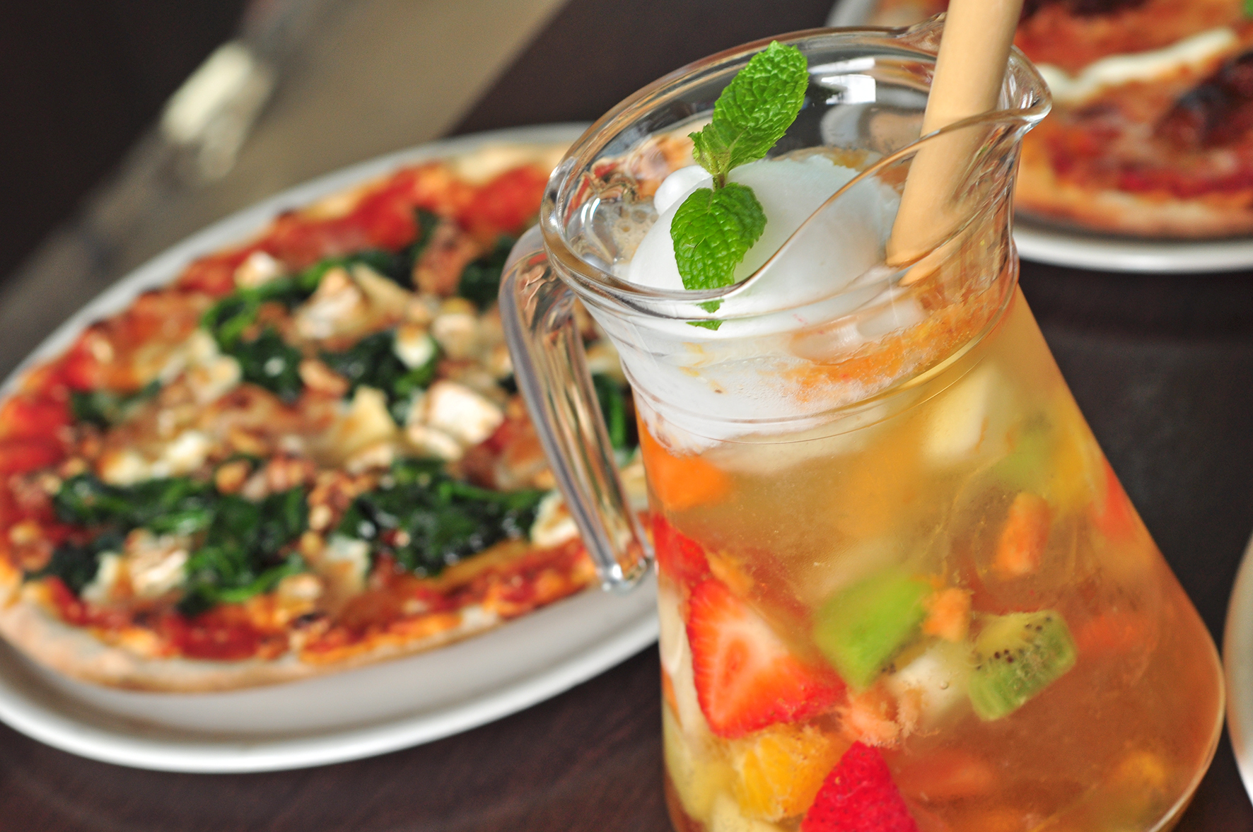 3 spots em Lisboa perfeitos para celebrar o Dia Mundial da Sangria (e com pratos irresistíveis)