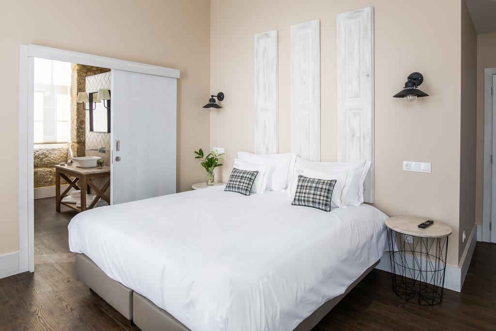 Netflix, cama king size e piscina: não falta nada neste acolhedor alojamento na Serra da Estrela