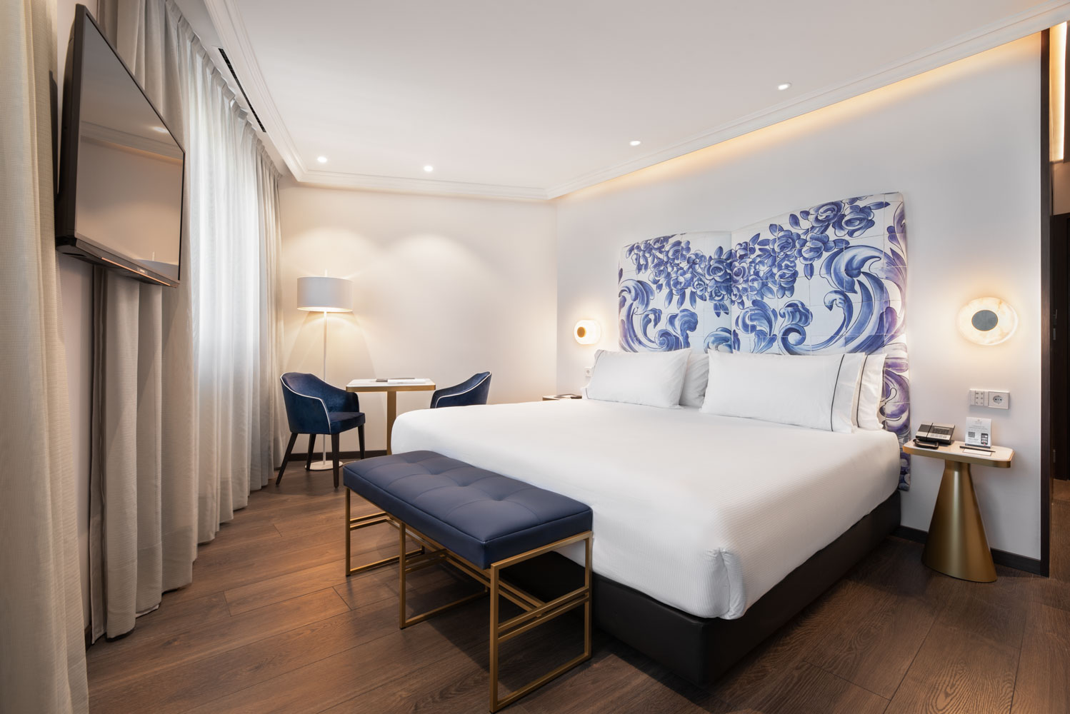 Há dois novos hotéis no Parque das Nações. Um é Universal e o outro Ikonik