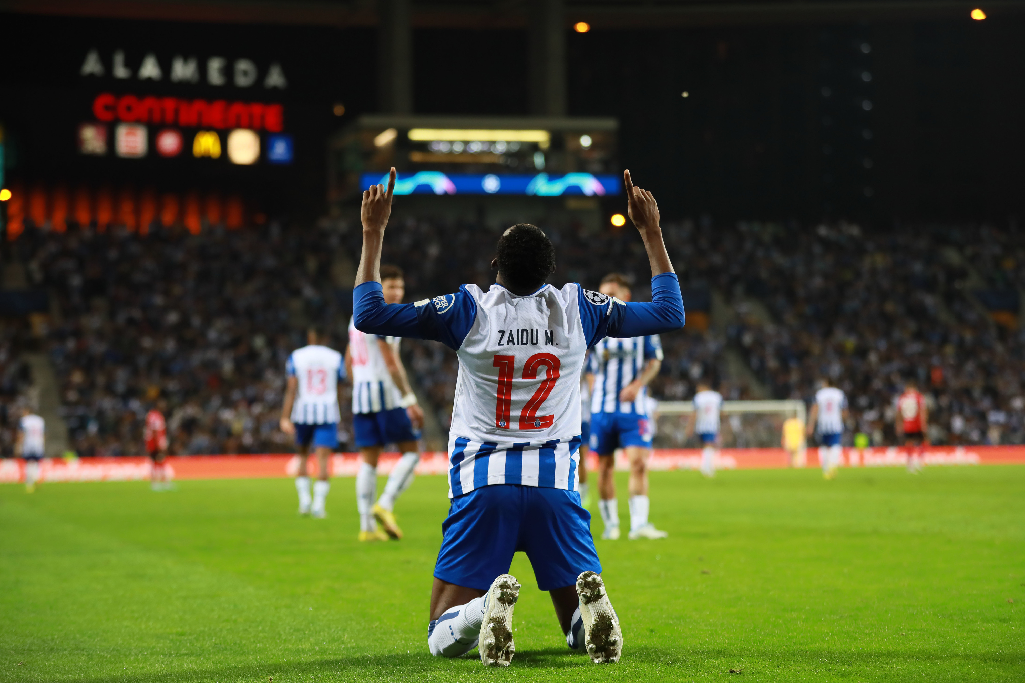 FC Porto carimba passagem aos oitavos em noite recheada de golos - JPN