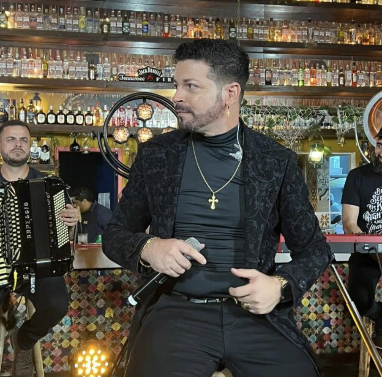 Cantor da dupla Zé Henrique & Matheus morreu atropelado. Condutor estava alcoolizado