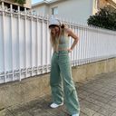 Calças de ganga largas — influenciadoras