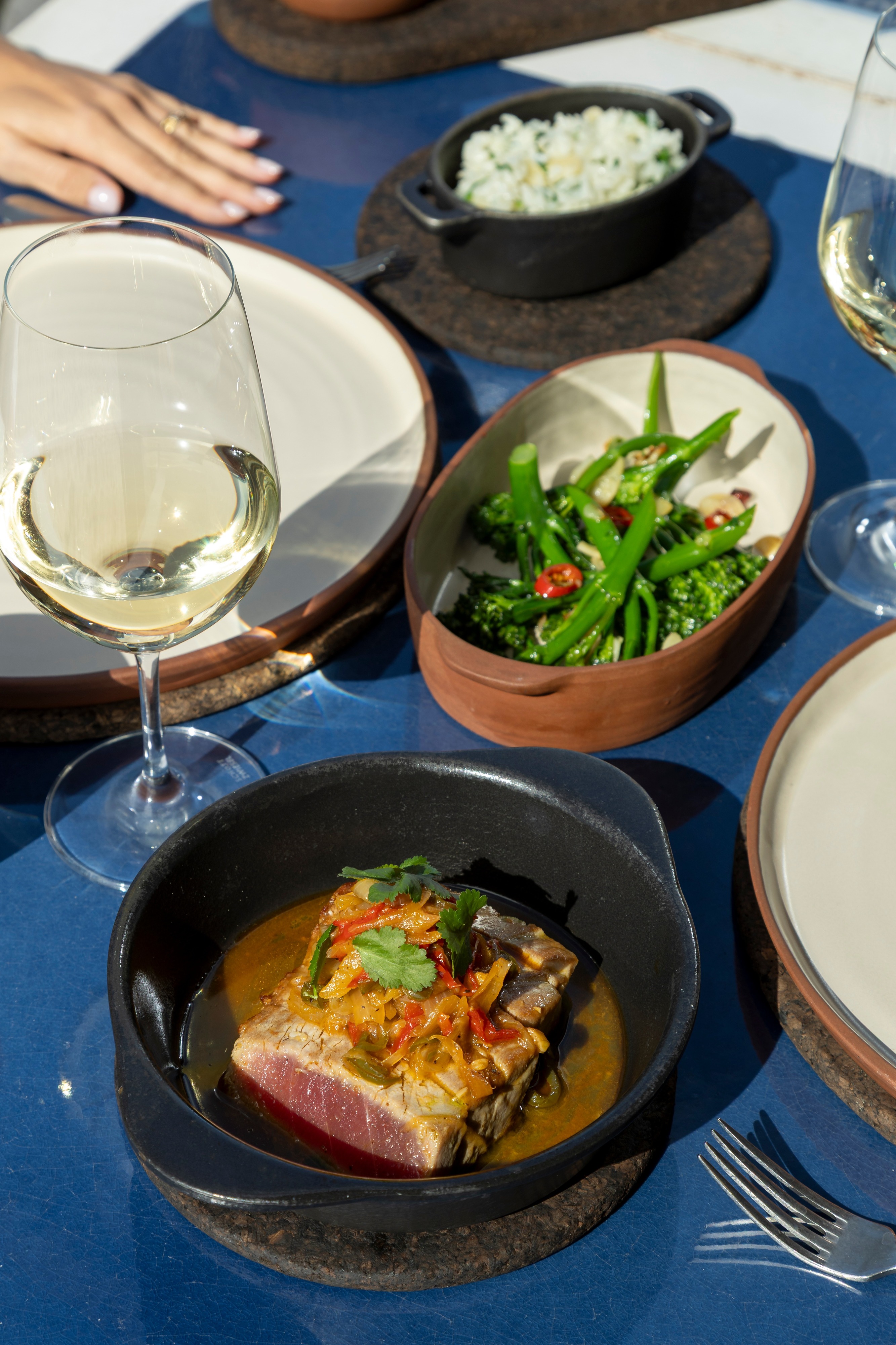 Só tem dois dias para provar o menu especial do JNcQUOI Beach Club com atum rabilho. Conheça a carta