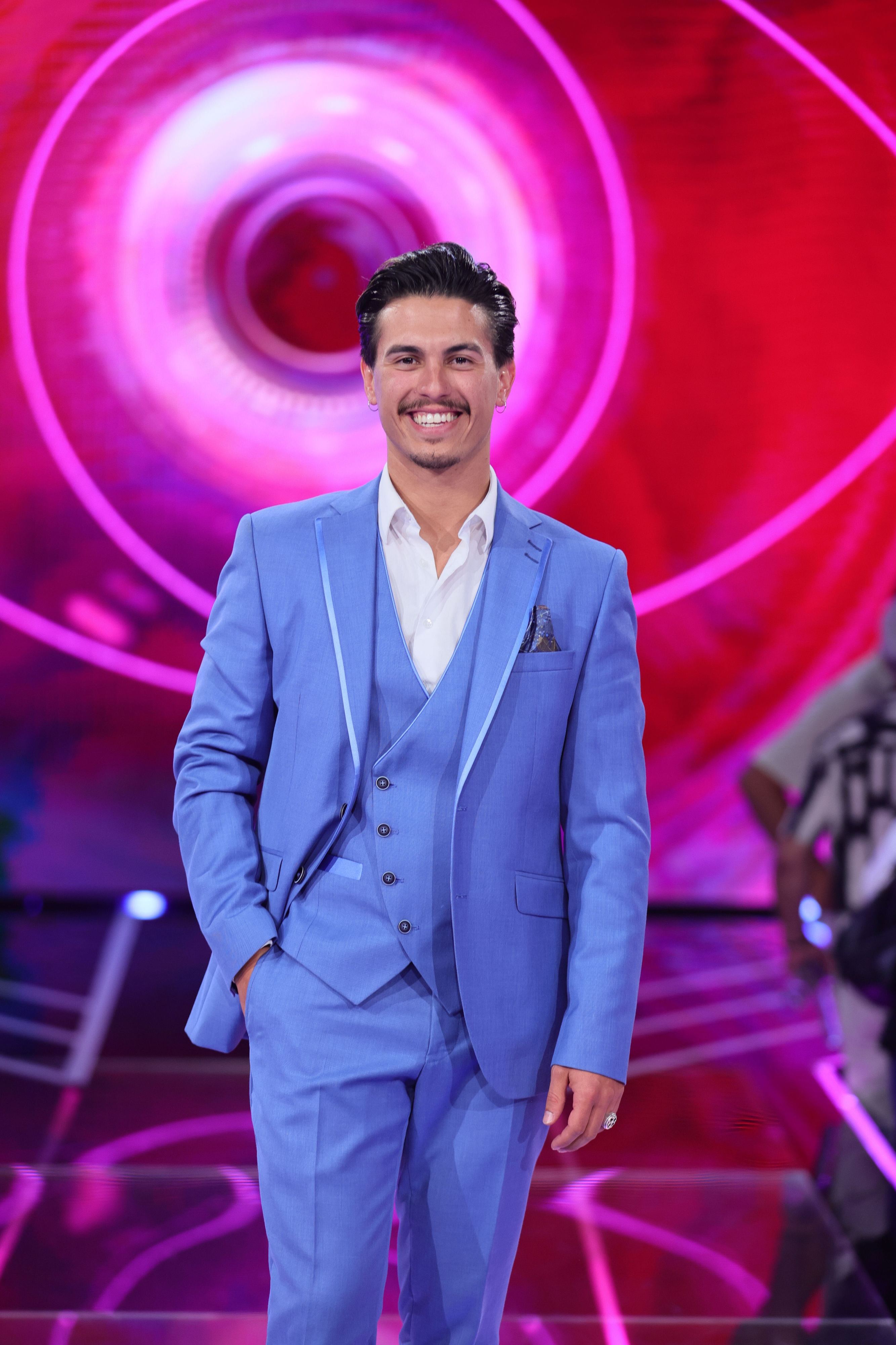 Panelo quebra o silêncio sobre afastamento da namorada durante o “Big Brother”. “De consciência limpa”