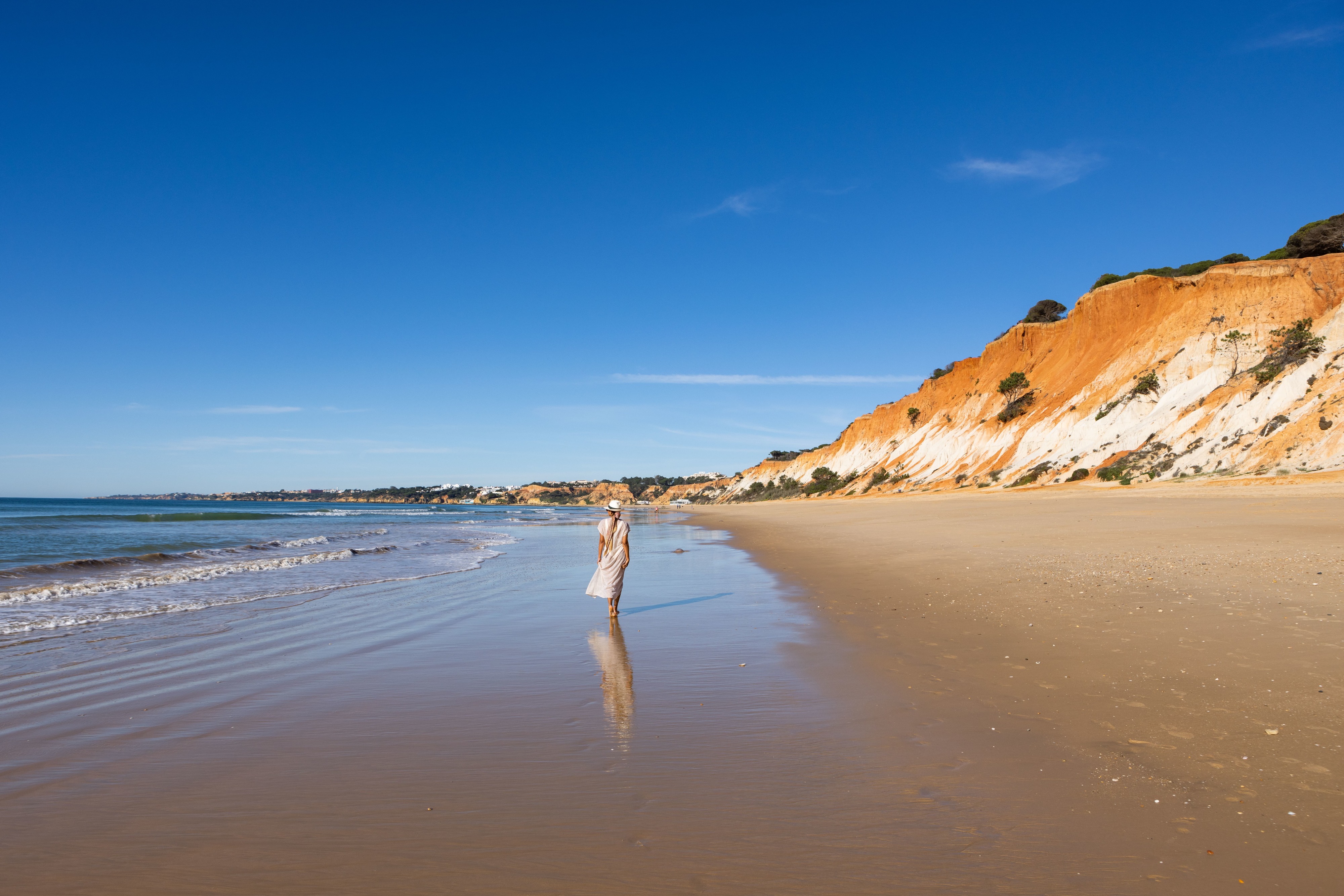 Estas são as 398 praias com bandeira azul em Portugal em 2024. Veja se a sua favorita entra na lista