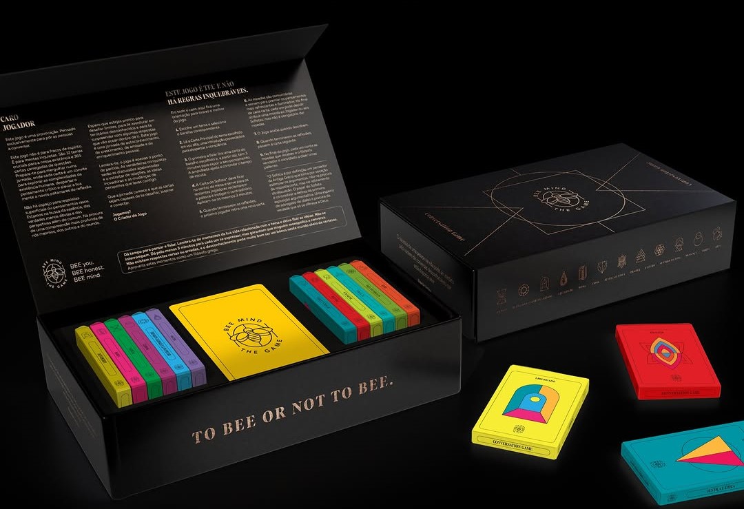 Este novo jogo vai desafiar família e amigos a largar o telemóvel (e a ter conversas profundas)