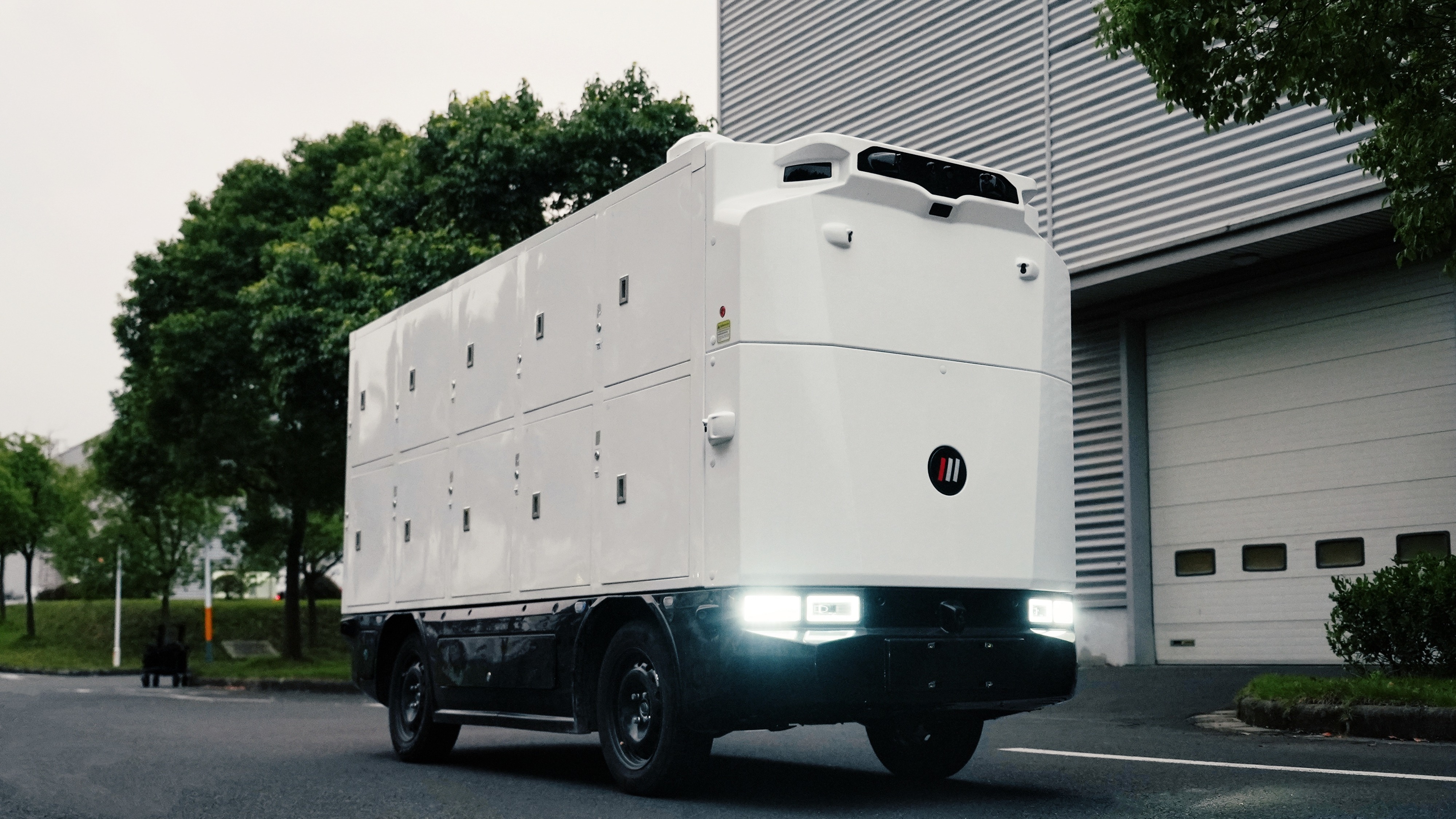 Robomart é um veículo autónomo que distribui encomendas em Los Angeles