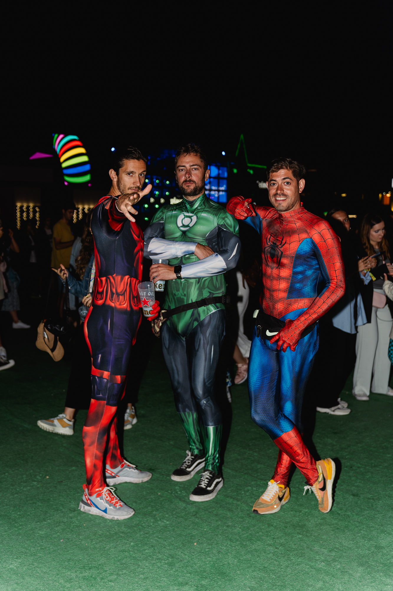 Calças cargo, Garfield e super-heróis. 20 looks do segundo dia do NOS Alive (e as justificações)