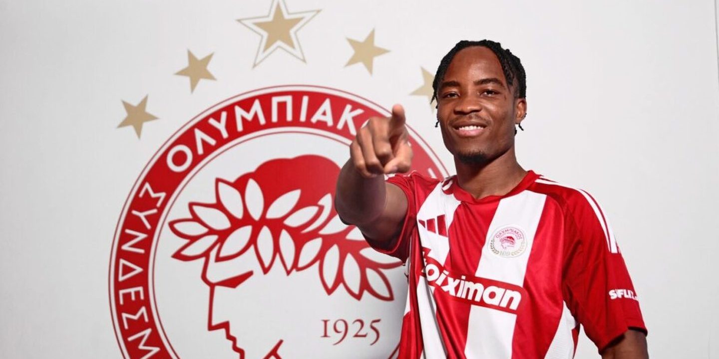 Defesa esquerdo Bruno Onyemaechi troca Boavista pelo Olympiacos