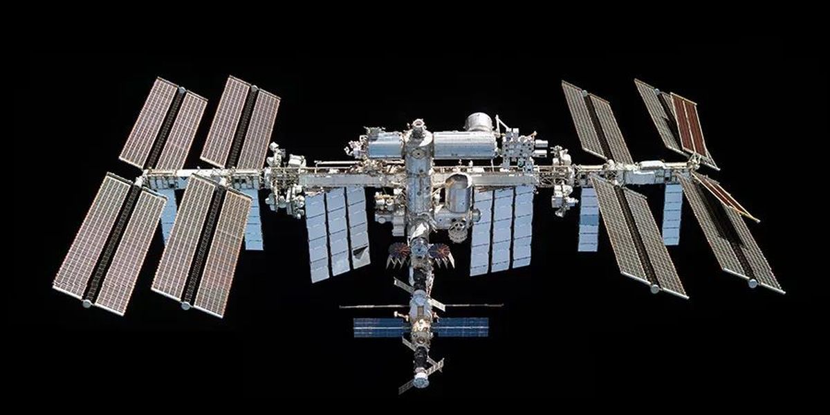 NASA planeia caminhada fora da ISS para procurar possíveis micróbios espaciais