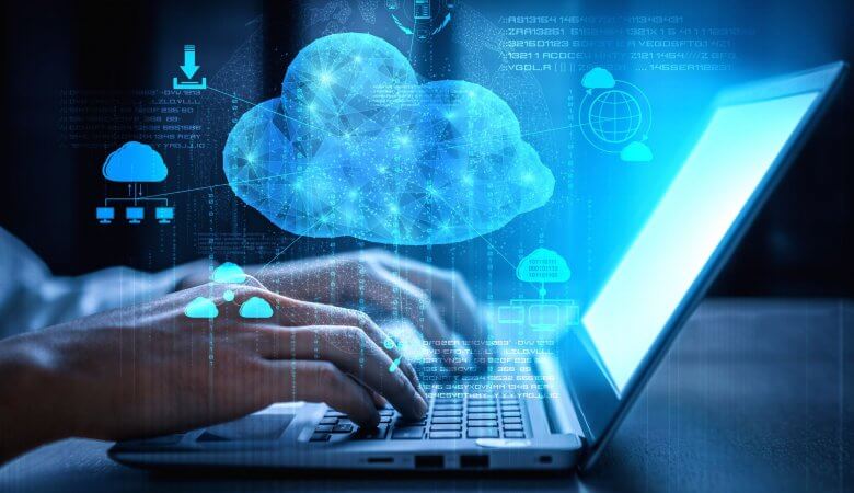 Serviços cloud vão vender mais de 800 mil milhões de dólares este ano num mercado com líderes bem definidos