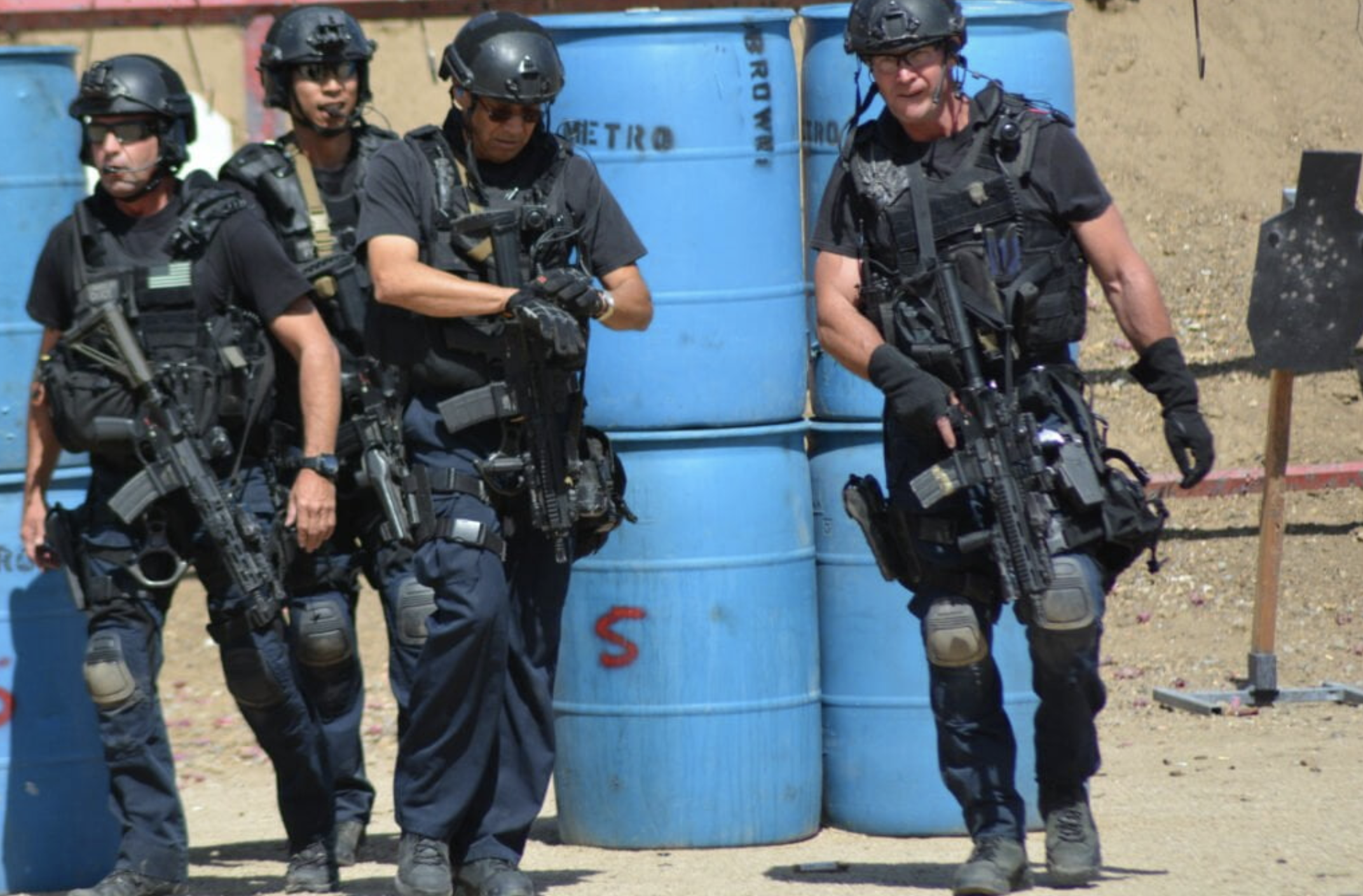 Los Angeles em pé de guerra. Polícia lança raide para caçar imigrantes ilegais e causa terror nas comunidades