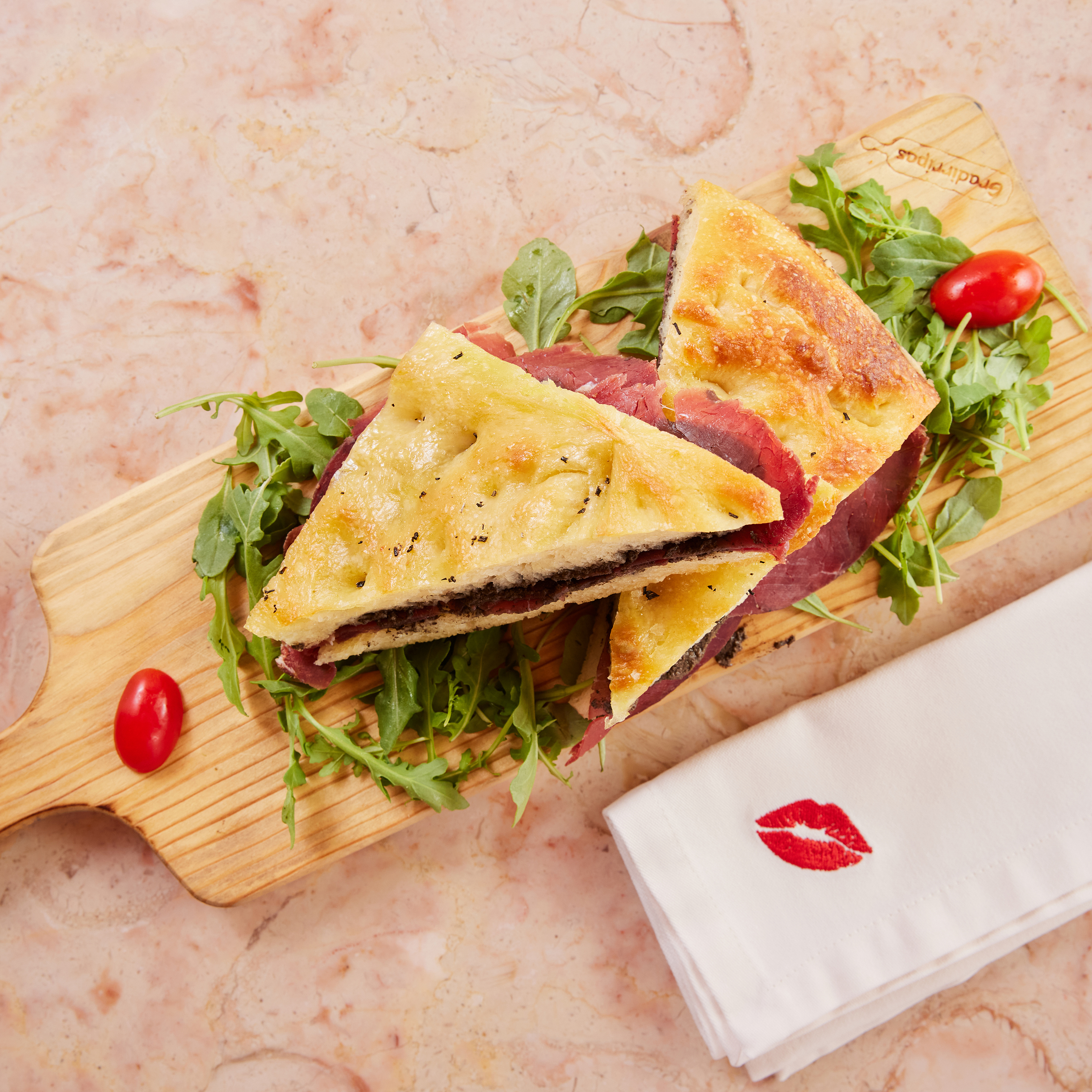 Da pasta ao carpaccio. O Sophia tem uma mão cheia de pratos novos (e até um bar de focaccias e aperol)