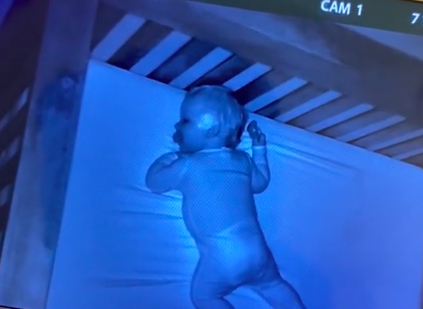 Viúva acredita ter gravado o marido morto a acariciar o filho bebé. Veja o vídeo viral