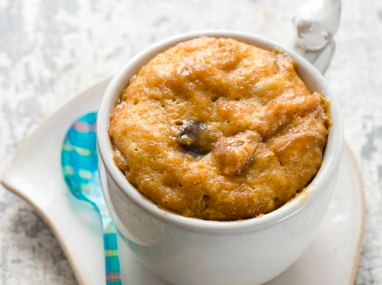 Como recriar a receita de Filipa Gomes de bolo de chocolate e canela feito na caneca (só demora 5 minutos)