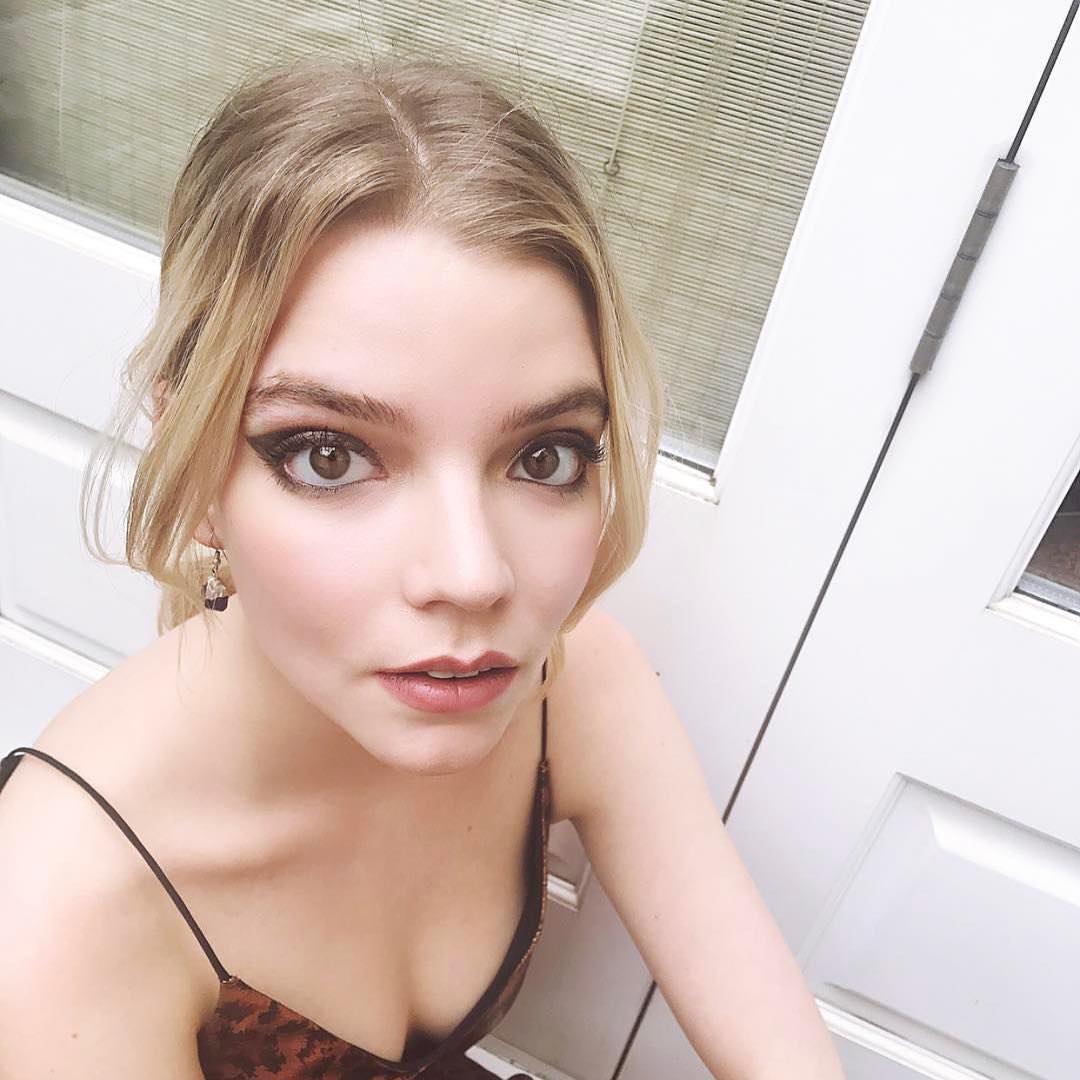 Anya Taylor-Joy é uma atriz com muitos talentos - Pakhotin