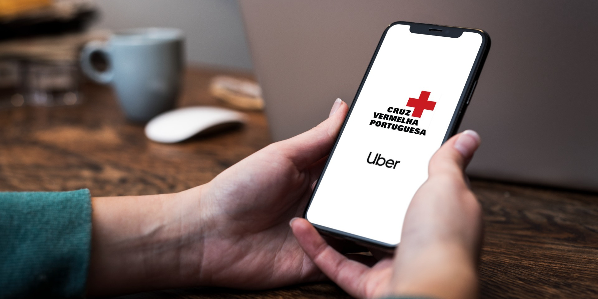 Uber une-se à Cruz Vermelha no plano de vacinação do COVID-19 com oferta de viagens às forças de segurança