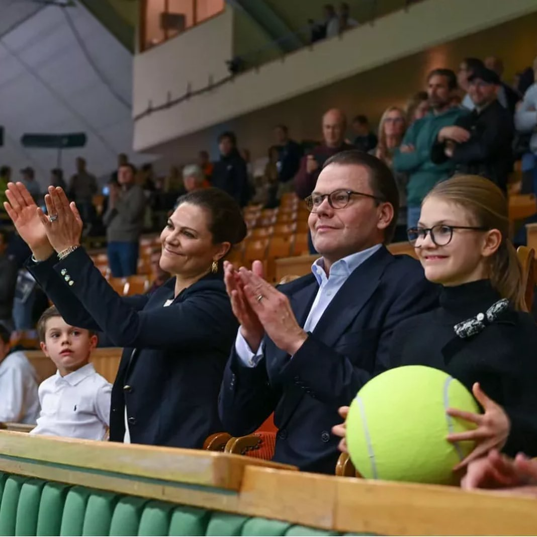 Mais uma princesa a usar uma peça de marca portuguesa. Desta vez foi Estelle da Suécia