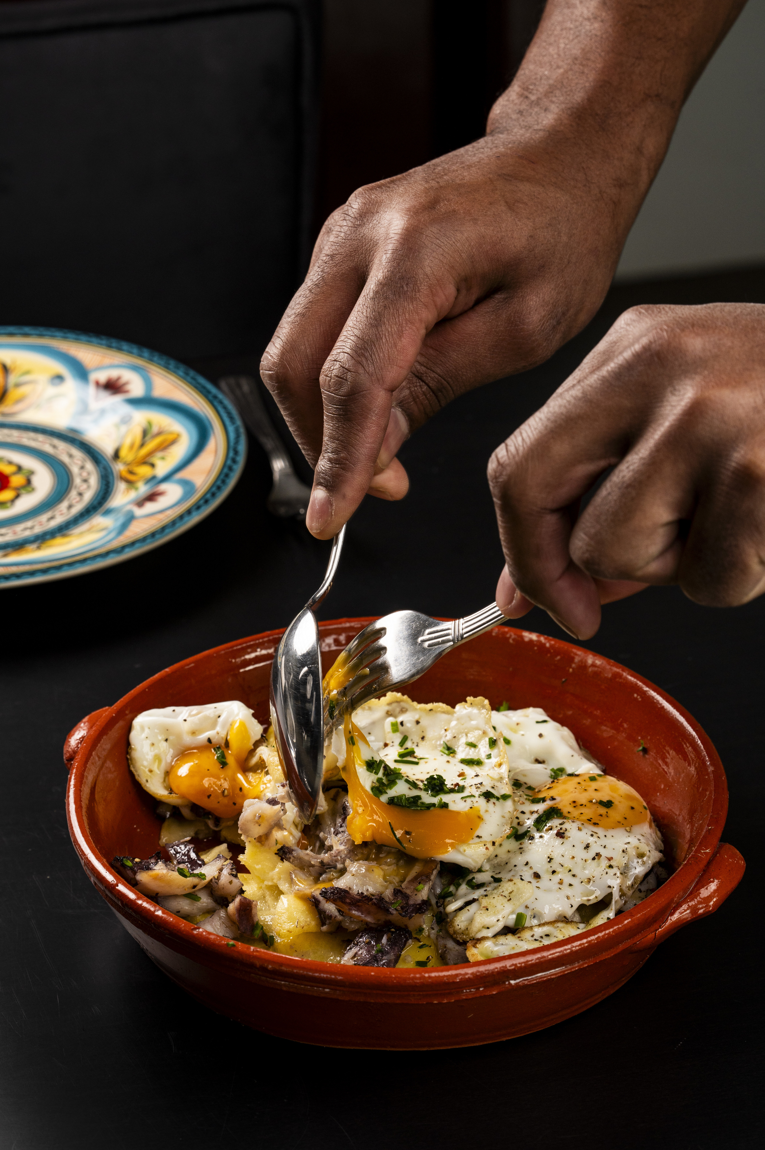 Sítio da Moura. Novo restaurante com alma alentejana serve açorda, cação, migas e muito mais