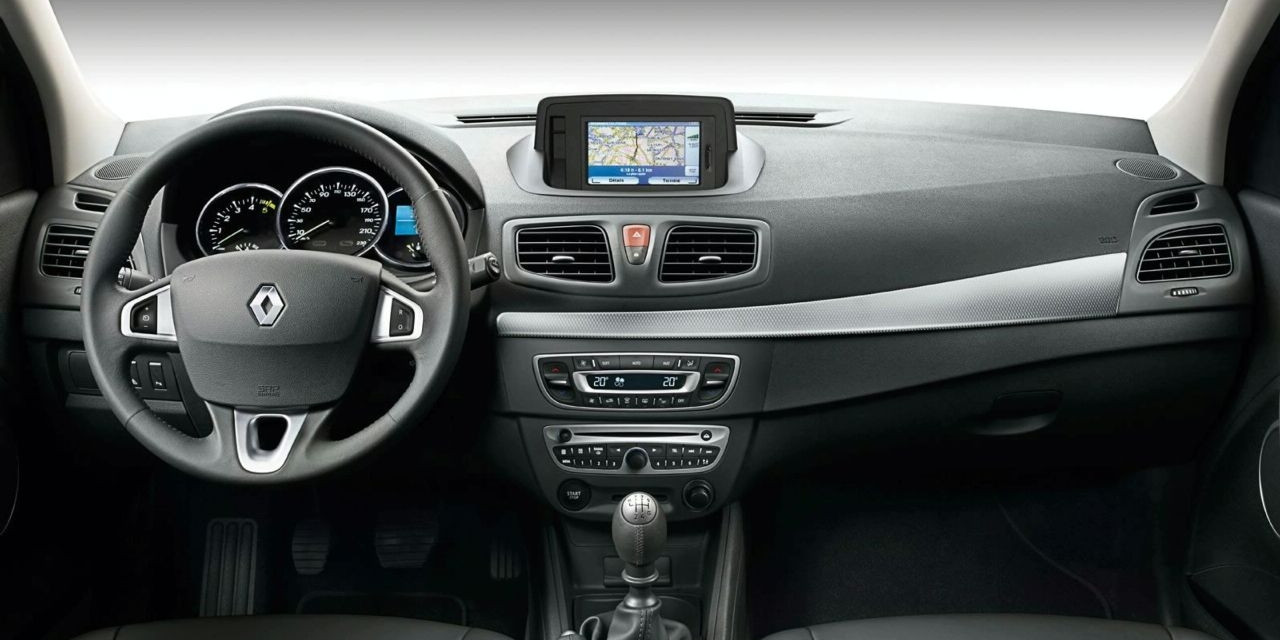 Rapaz de 14 anos morre envenenado depois de ingerir bagas e folhas durante um passeio no parque