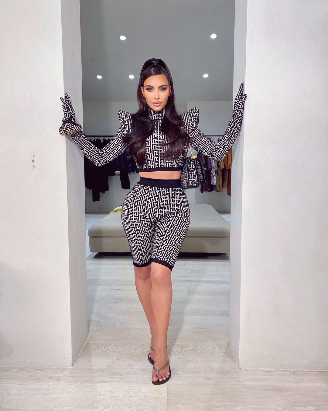 Kim Kardashian chegou aos 40! 40 looks para celebrar o aniversário da rainha das influencers