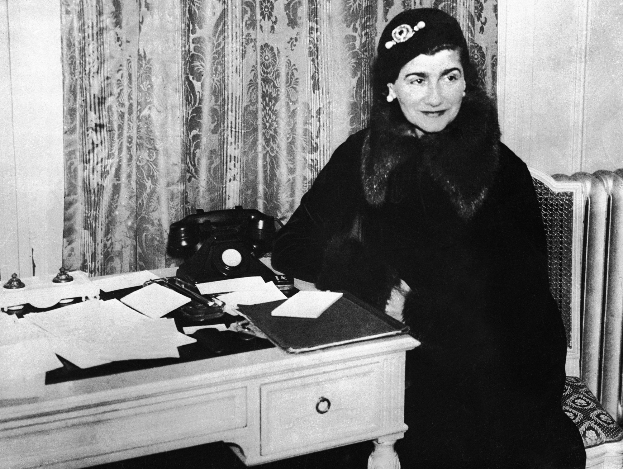 Coco Chanel. Como a estilista se tornou numa agente secreta para o regime nazi