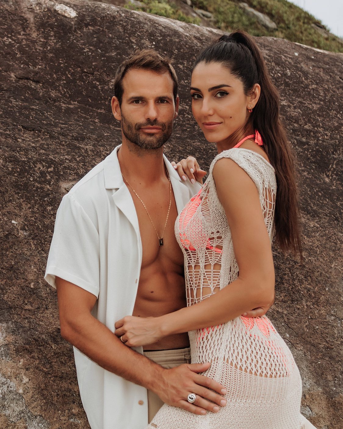 Do Brasil a Portugal, do “Big Brother” ao altar. A história de amor de Pedro Guedes e Kelly Baron