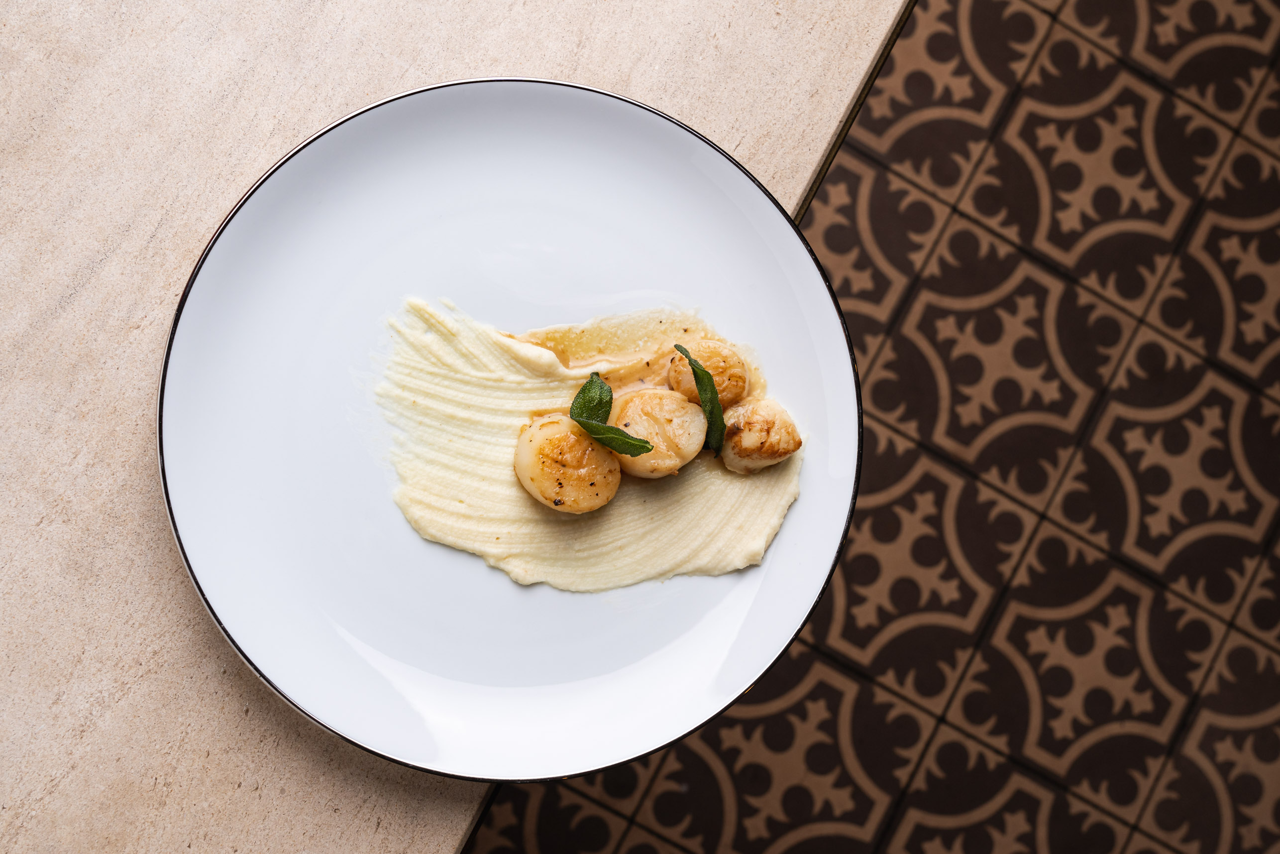 O restaurante Audrey’s Bistro tem novos pratos (e nós já estamos de olho nestas vieiras)