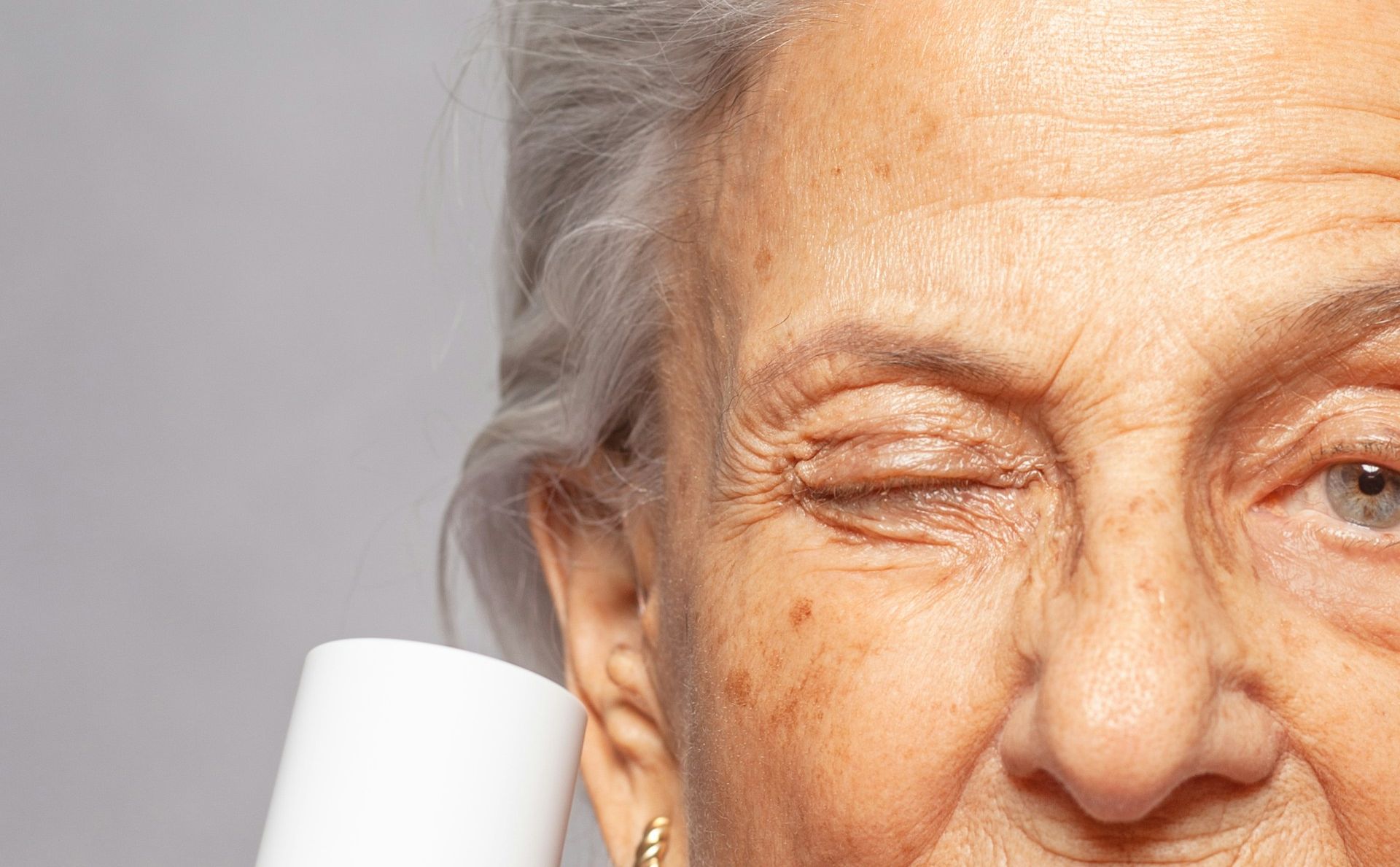 Tecnologia não invasiva desenvolvida em Portugal promete rejuvenescer a pele sem dor