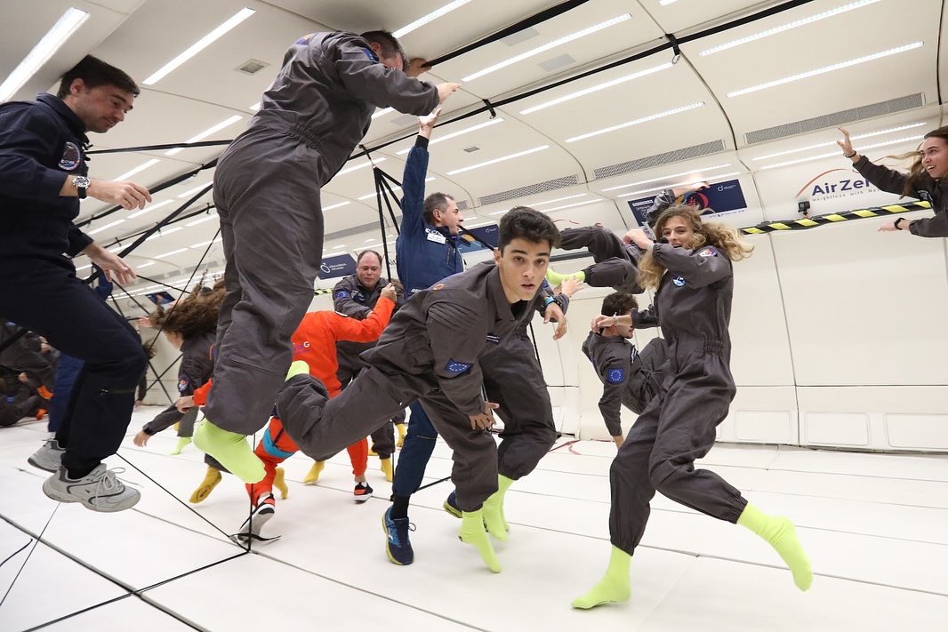 Adorou o sobretudo quentinho da rainha Letizia? Estes 9 são igualmente giros (e custam a partir de 39,95€)