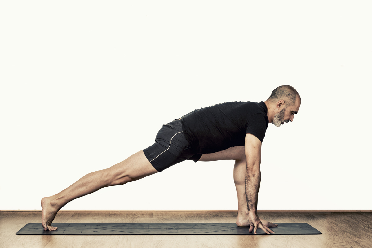 É capaz de fazer 108 saudações ao sol? Devia, traz energia