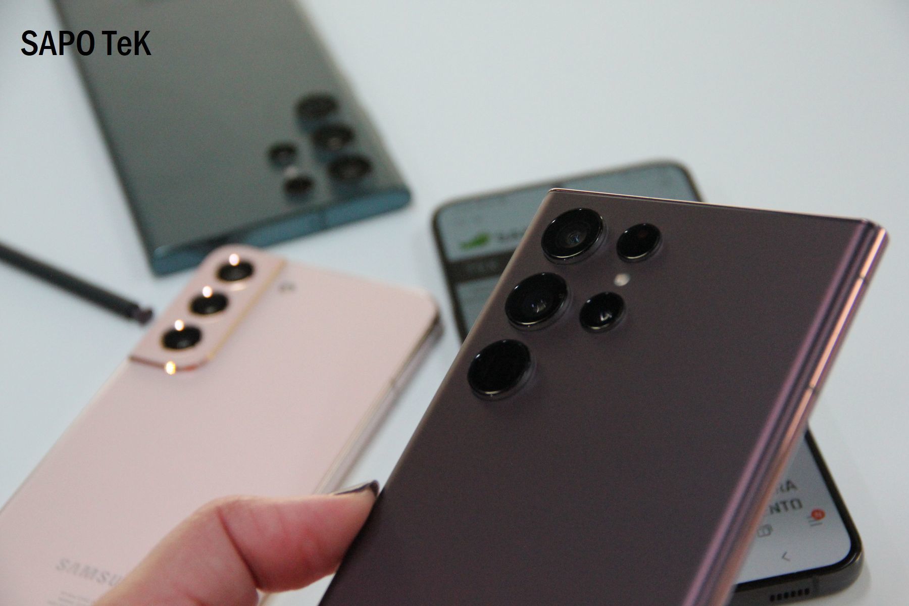 Proteja e hidrate o cabelo na praia. E estes são 10 produtos incríveis para isso (com preços desde os 2,80€)