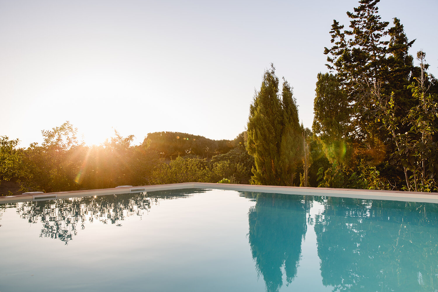 Imagine-se em Menorca entre meditações e mergulhos em águas turquesa. Pare de sonhar e reserve