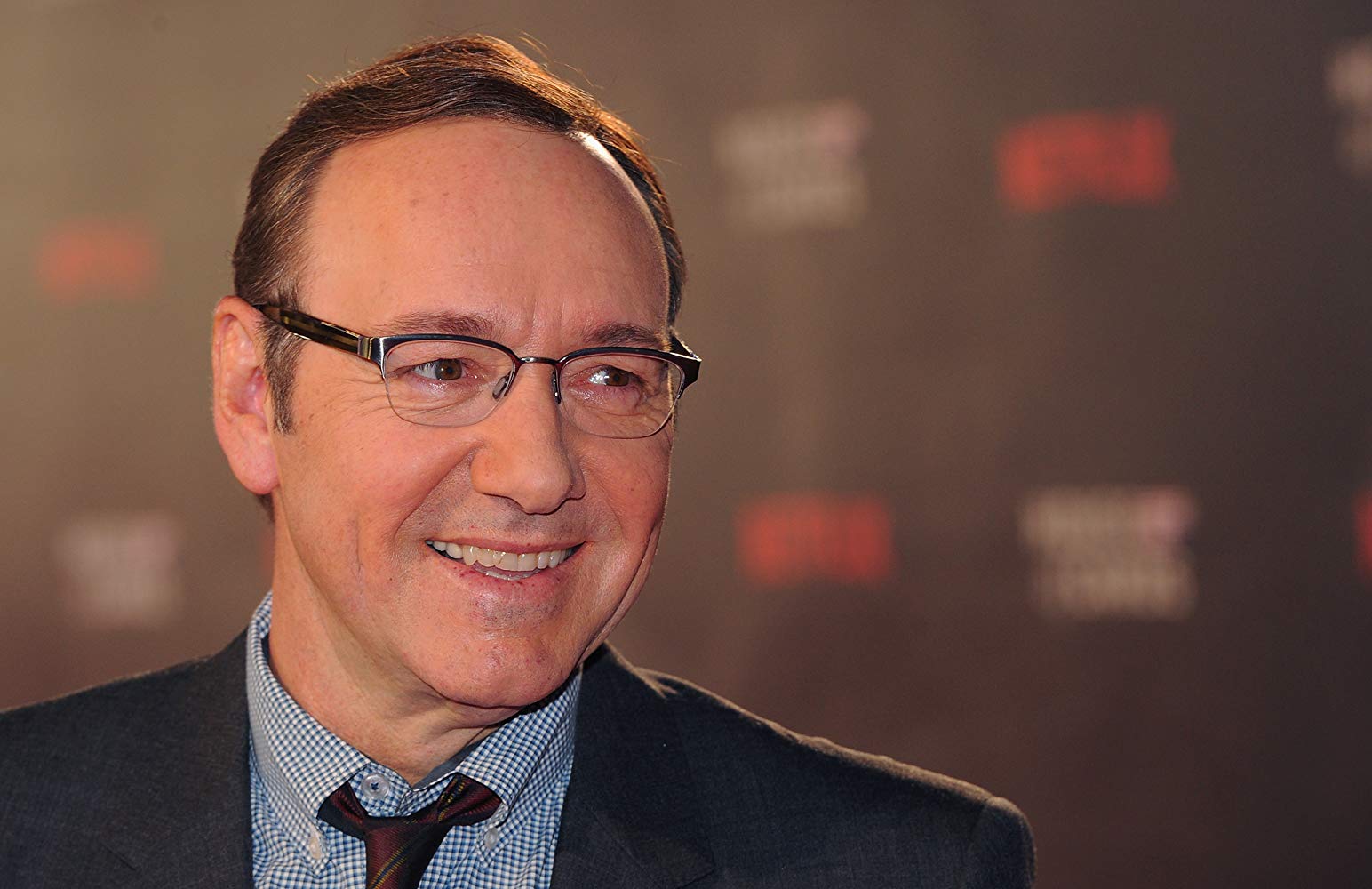 Jovem que acusou Kevin Spacey de agressão sexual desiste do processo civil