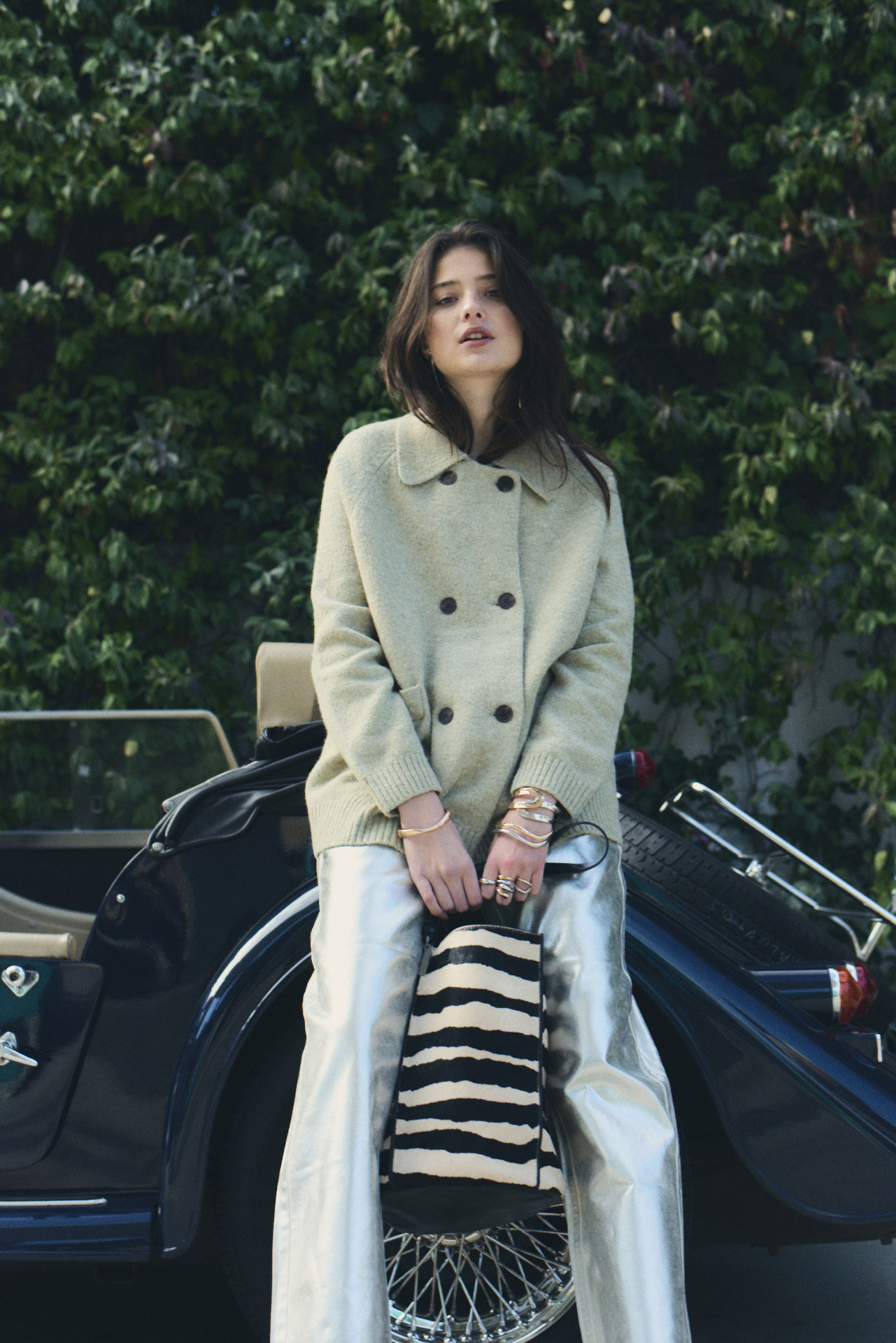 Parfois tem nova coleção com it girl. Há acessórios e peças deslumbrantes desde 7,99€