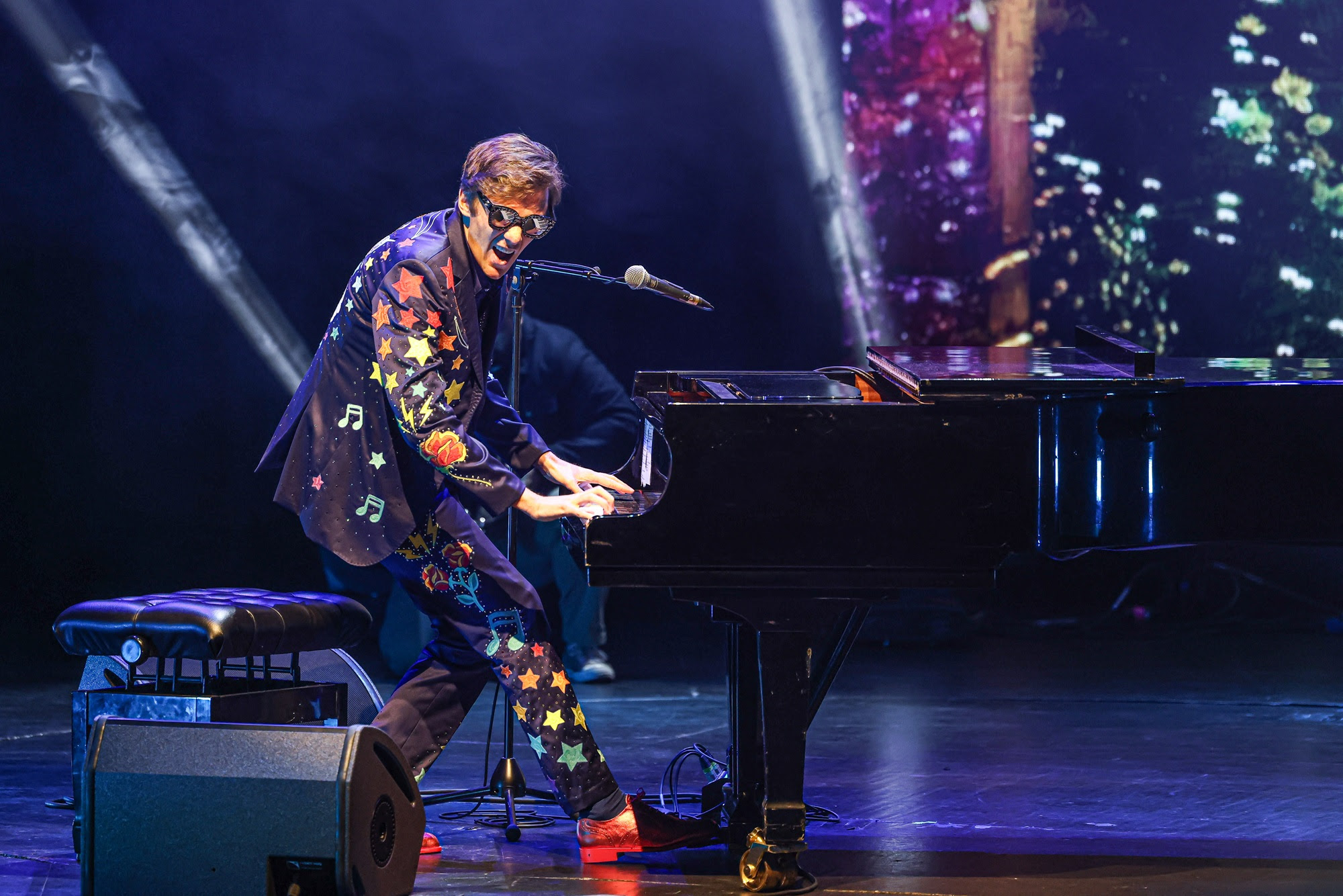 O maior tributo a Elton John está de regresso a Lisboa e os bilhetes já estão à venda