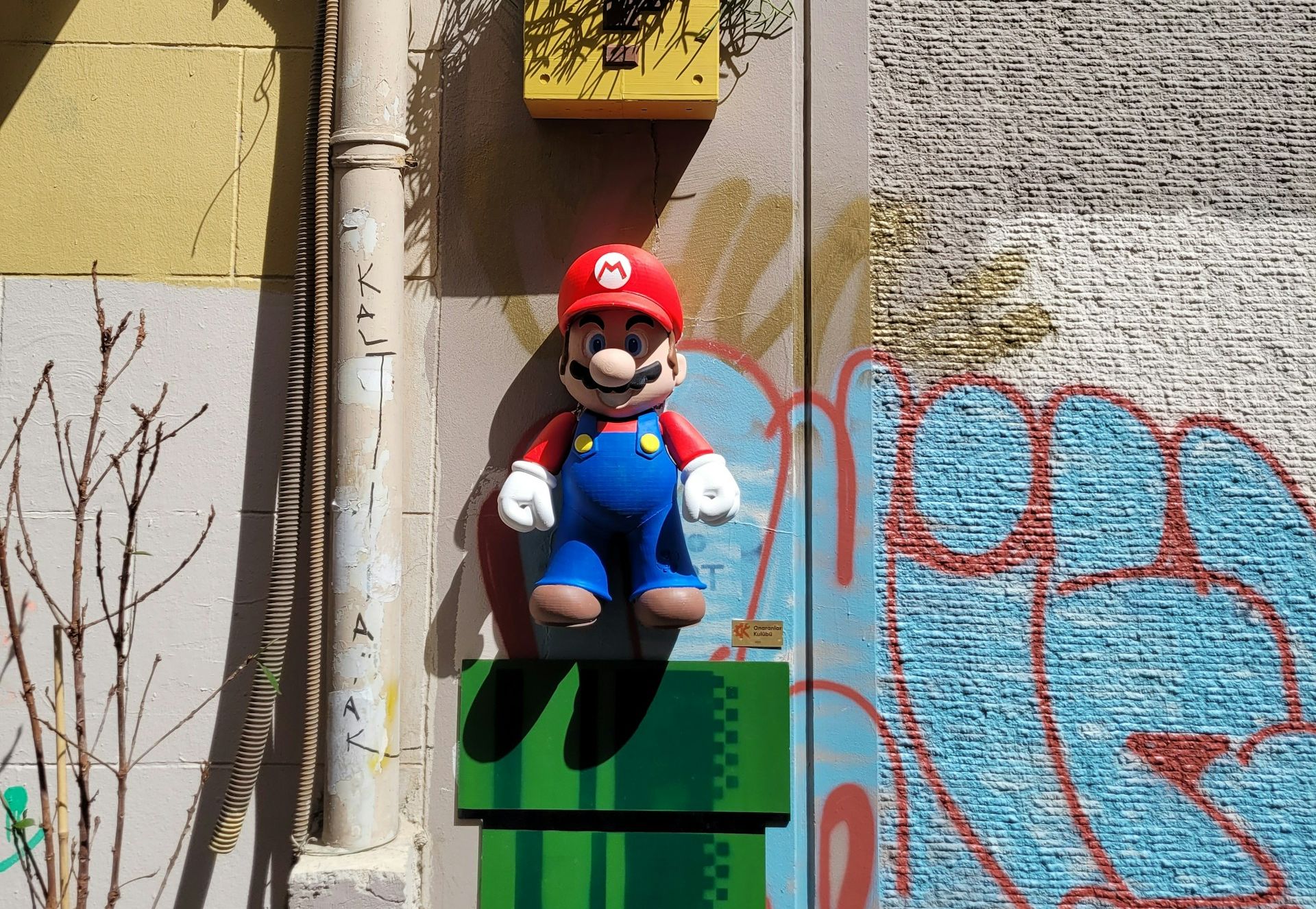 Nintendo volta a atacar pirataria. Desta vez há mais de 200 mil utilizadores do Reddit na mira