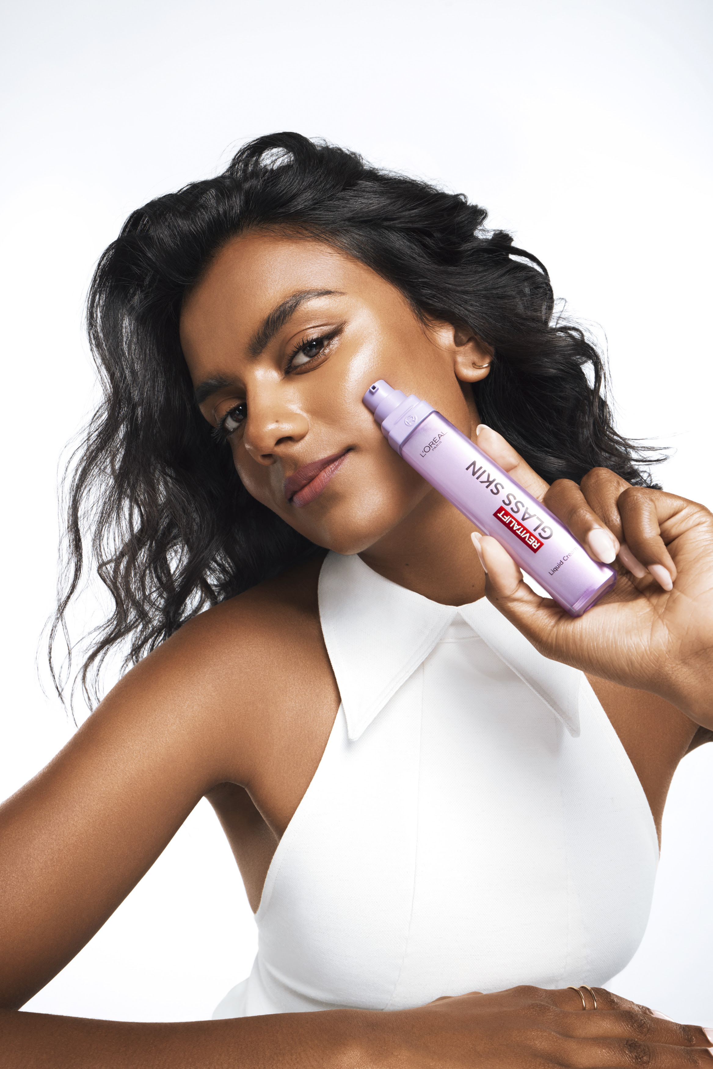 Consiga uma pele de porcelana com este novo creme de supermercado (e que pisca o olho à skincare coreana)