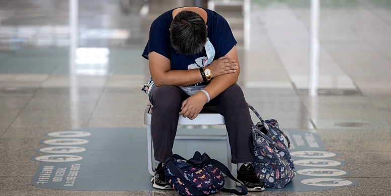 Falha informática gera atrasos na partida de dezenas de voos em Hong Kong