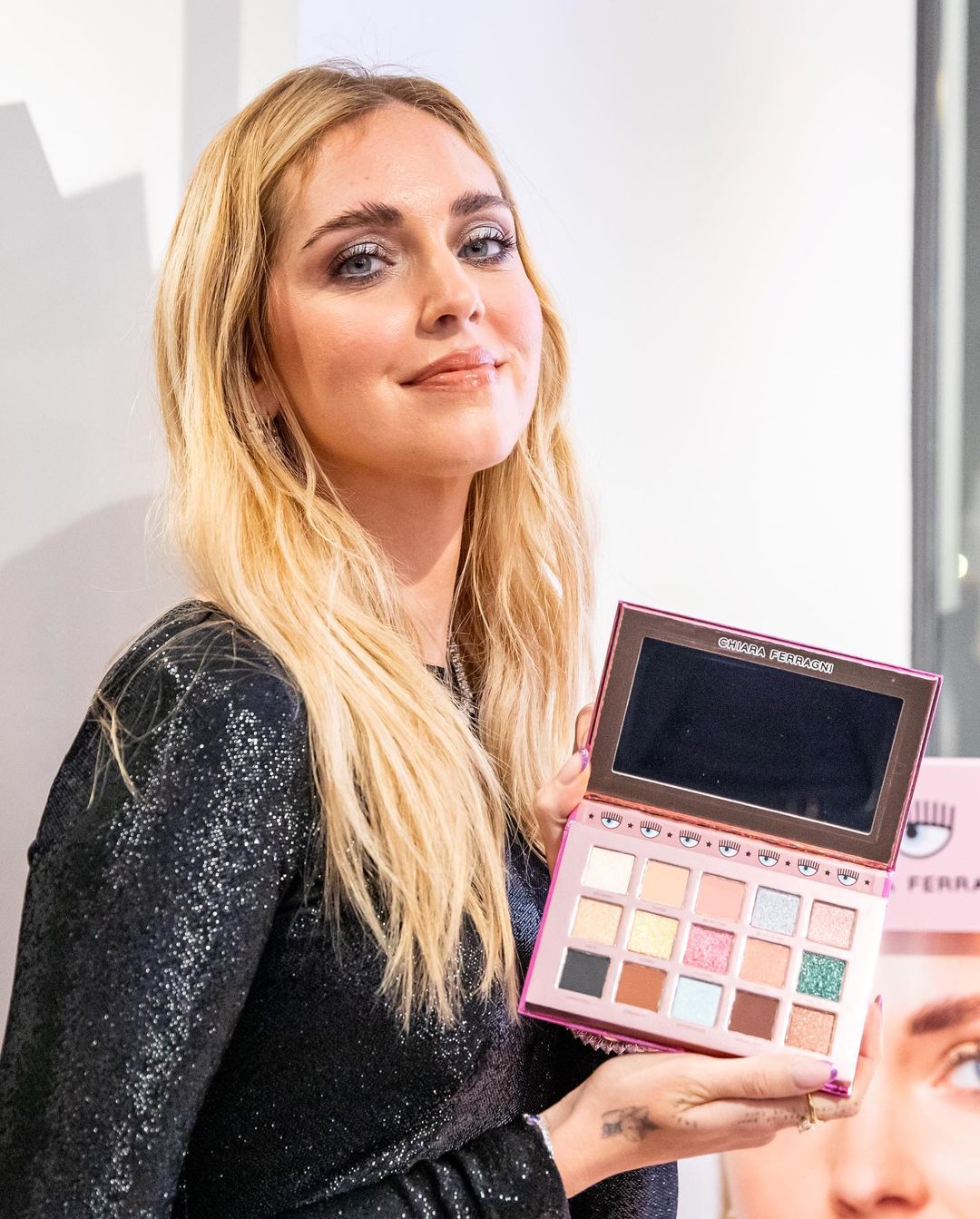 A maquilhagem de Chiara Ferragni chegou a Portugal — e tem as embalagens mais fofinhas