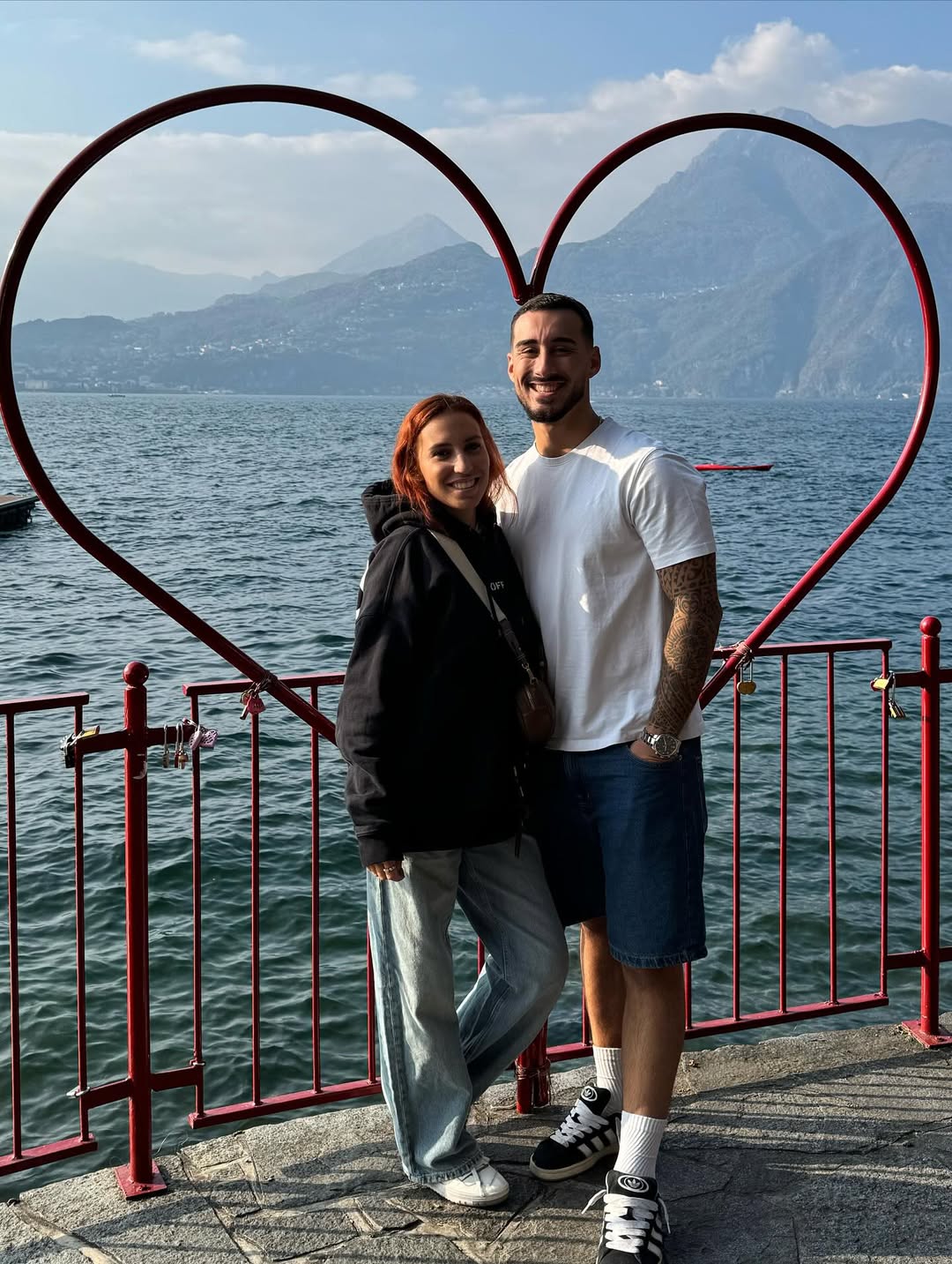 Afonso Leitão e Catarina Miranda em clima de romance numa escapadinha romântica. Espreite as fotos