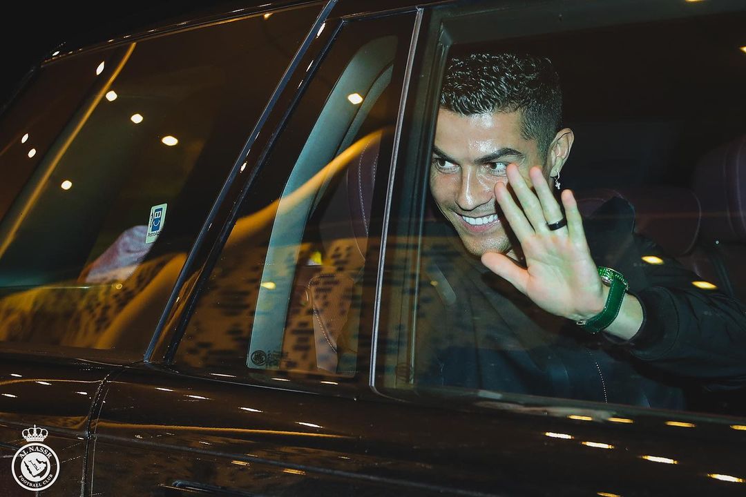 Cristiano Ronaldo fecha contrato bilionário com clube da Arábia