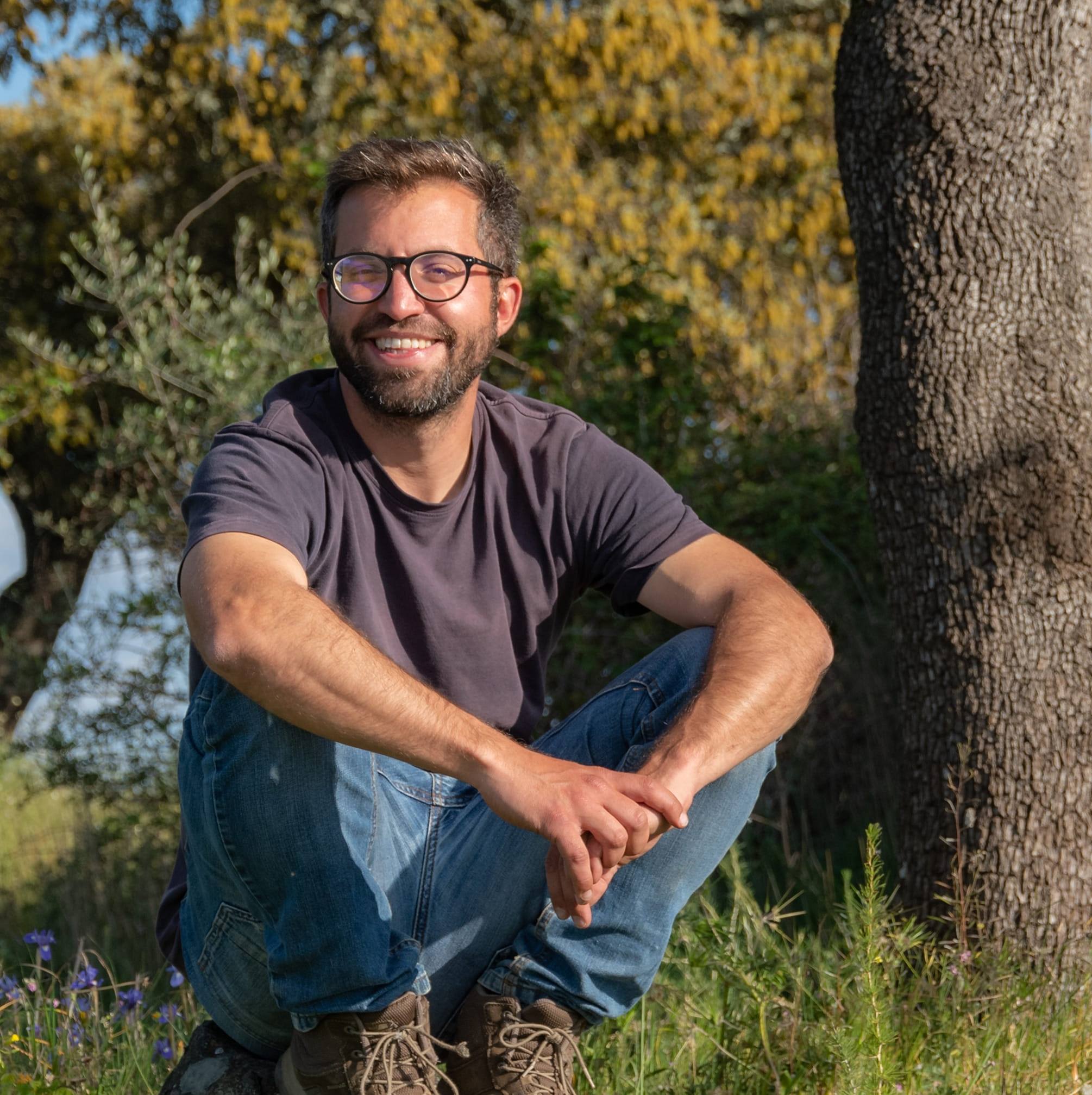 Ex-concorrente de reality acusa creche de expulsar o filho após chamar “incompetente” à direção