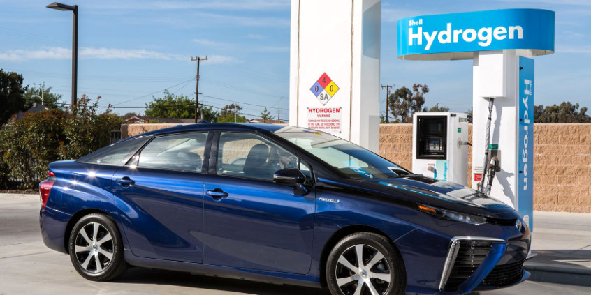 Toyota e Salvador Caetano querem mais carros elétricos movidos a hidrogénio em Portugal