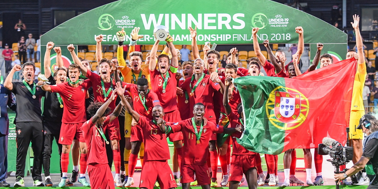 Portugal goleia Noruega e está na final do Europeu sub-19 - Europeu Sub 19  - Jornal Record