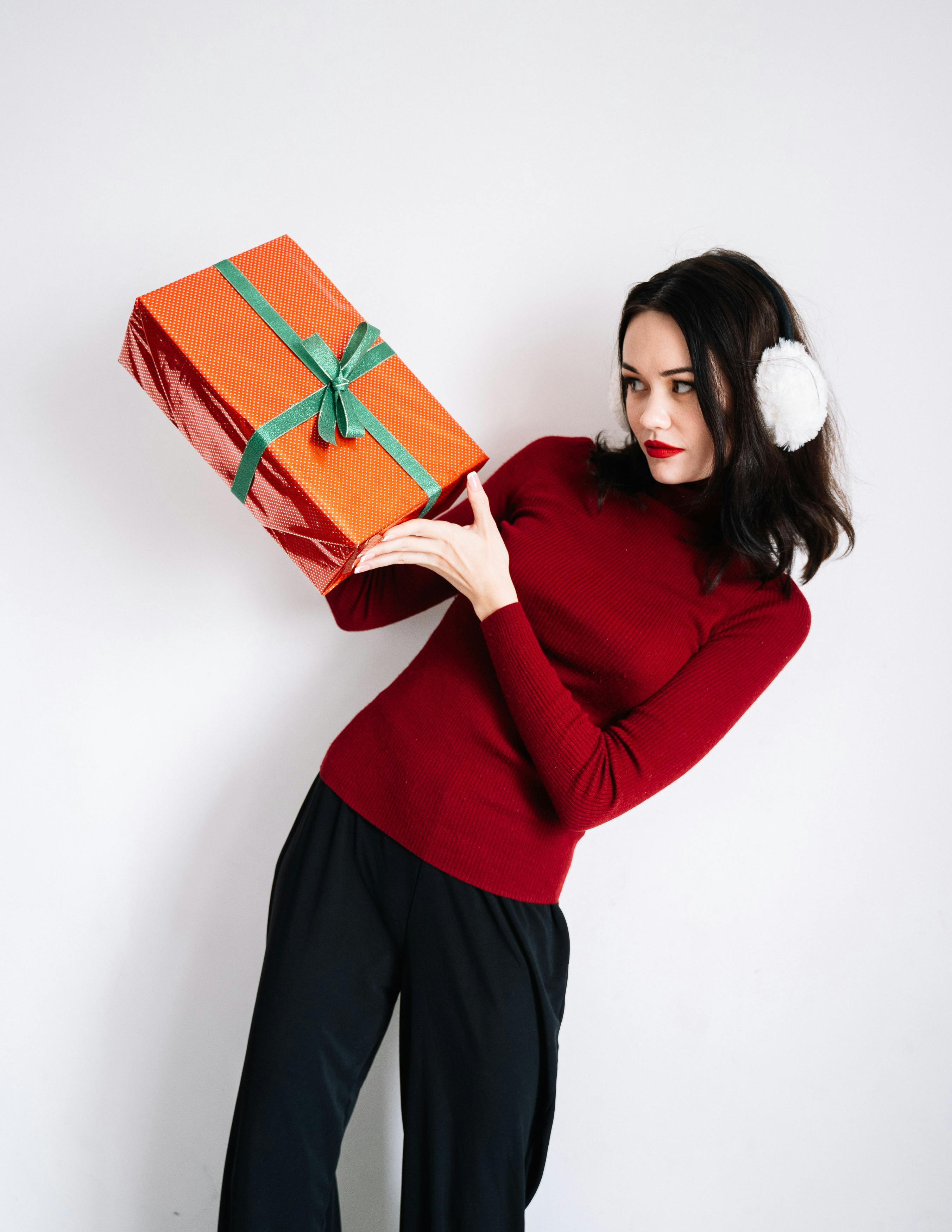 Adolescente recebeu tablet Samsung em vez de iPad e fez birra. Mãe diz que é “pirralha mimada” e devolve presente