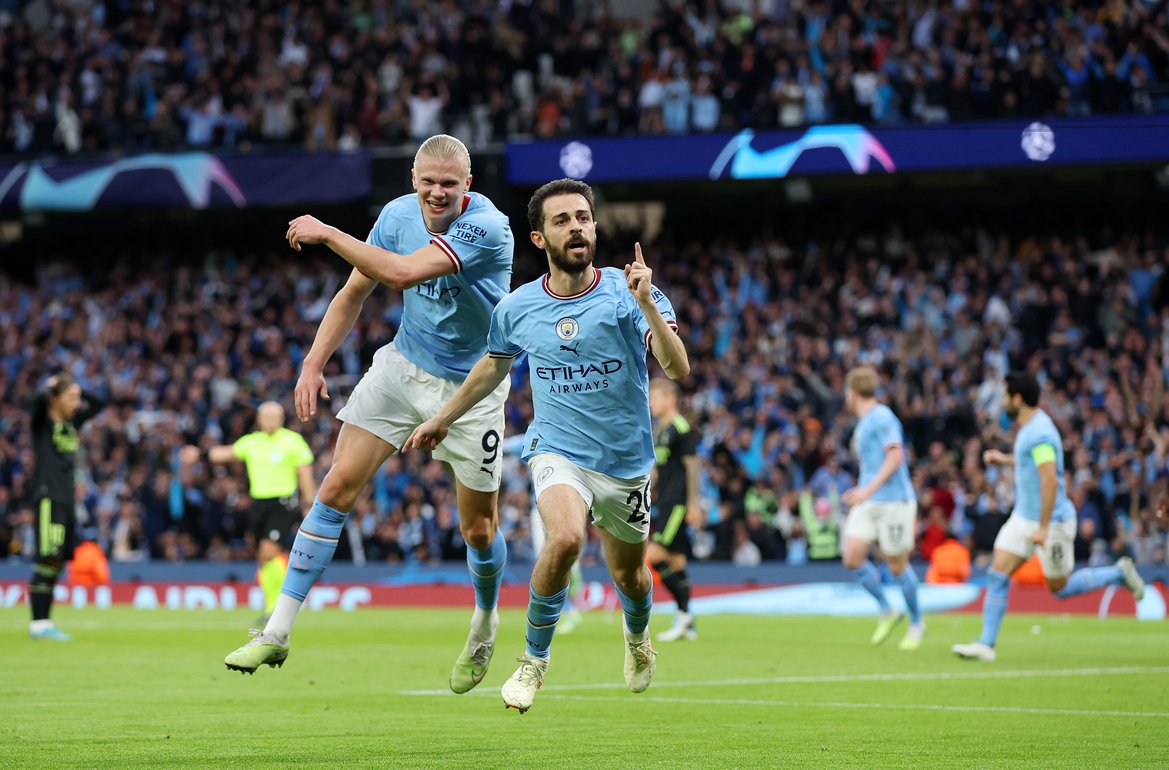 Os dois golaços de Bernardo Silva na vitória do Manchester City - SIC  Notícias