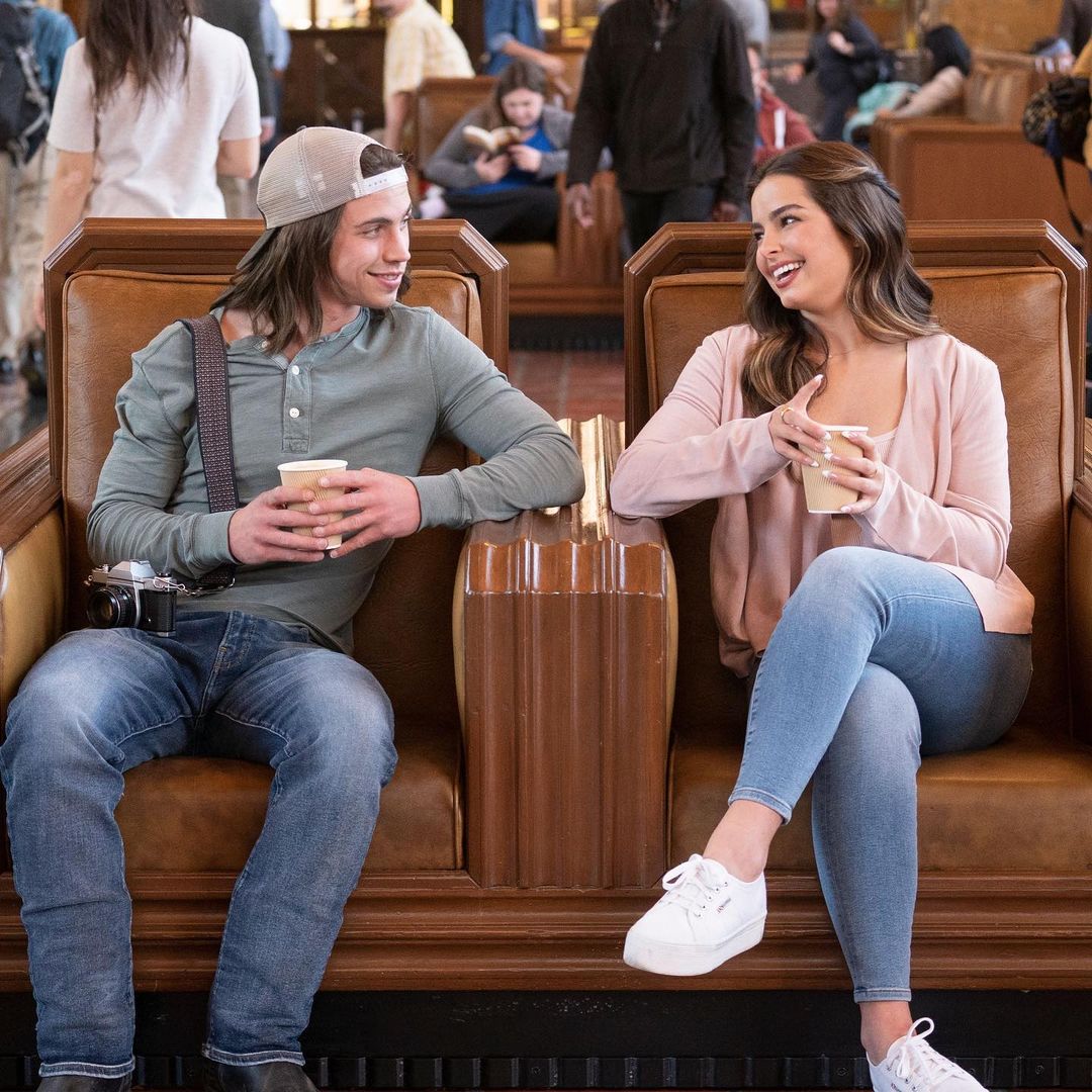 “Ele é Demais”. O filme nº1 da Netflix é um desastre total mas não conseguimos parar de ver